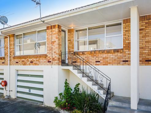 3/16 Beach Road, Castor Bay