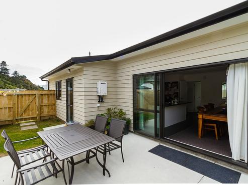 21 Poppy Watts Grove, Stokes Valley