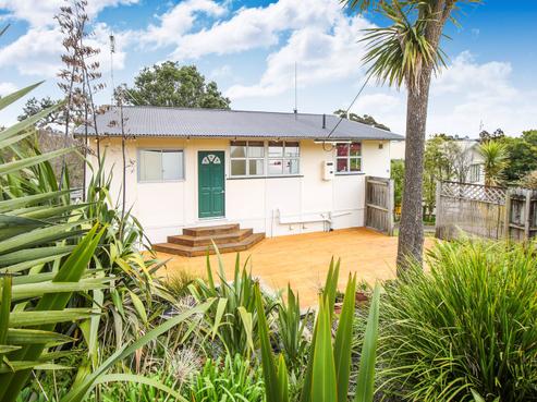 36 Moffat Road, Red Beach