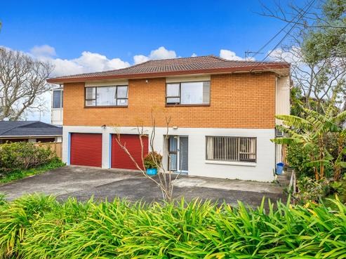 44 Raleigh Road, Northcote