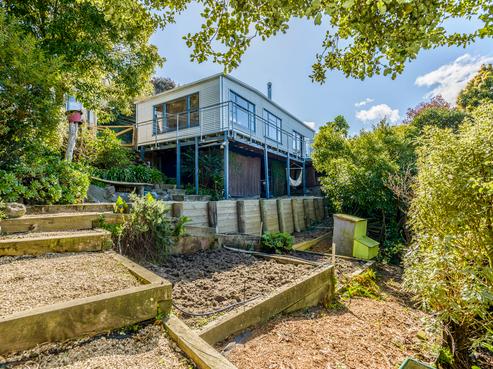 25 Cressy Terrace, Lyttelton