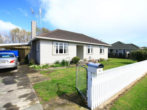11 Kirk Street, Otaki