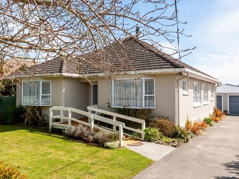 25 Tarahua Road, Vogeltown