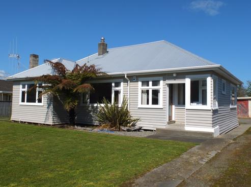 12 Jenks Street, Foxton