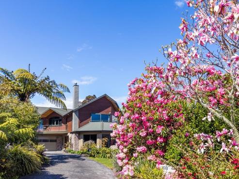 1/10 Whakamoenga Point, Acacia Bay