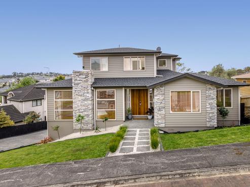 17 Margaret Henry Crescent, Oteha