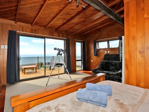 239 Clifton Road, Te Awanga