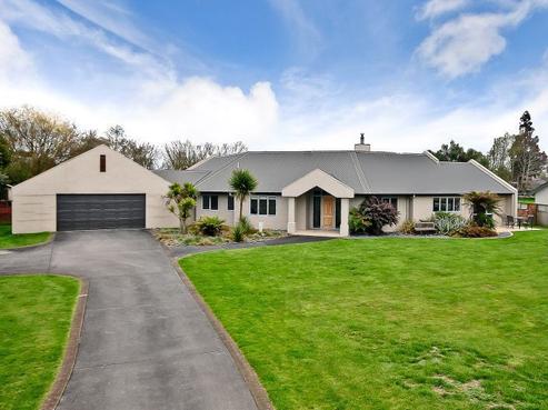 57A Cowley Drive, Leamington
