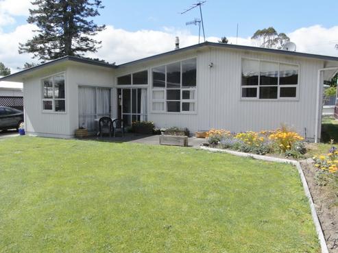 347 Sunset Road, Sunnybrook