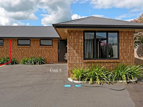 5/102 Old Farm Road, Hamilton East