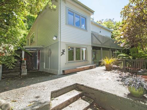 28 Wyndham Road, Pinehaven