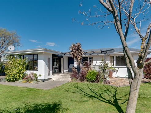 12 Avondale Road, Taradale