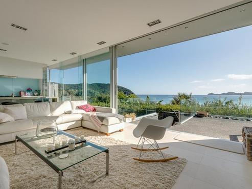 117 Long Beach Road, Russell