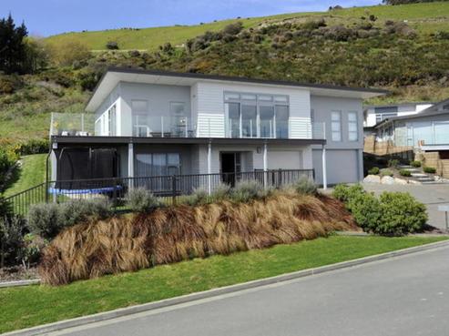 65 Tresillian Avenue, Marybank