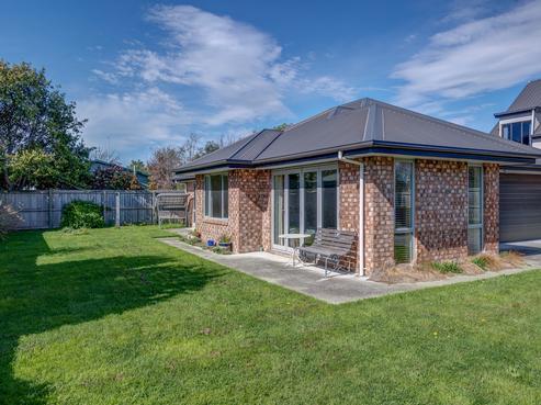 8 Hay Street, Bromley