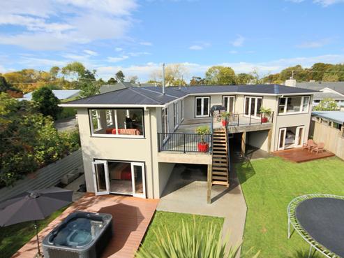 37 Brassey Road, Saint Johns Hill