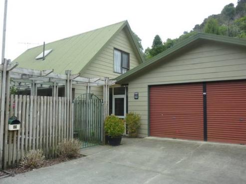 25 Larges Lane, The Brook