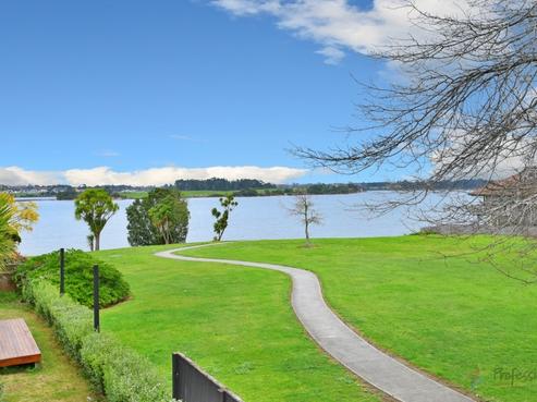 11 Reynard Terrace, Conifer Grove