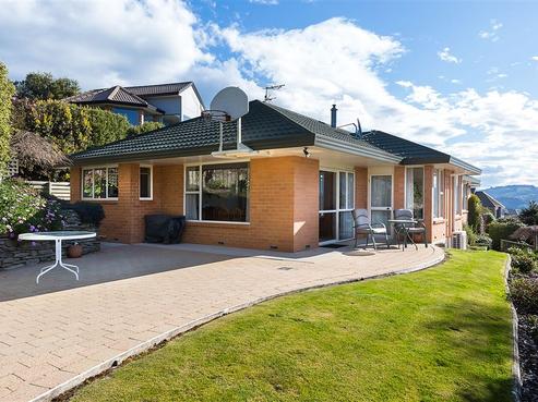 19 Harbour Heights, Waverley
