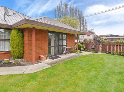 120 Grahams Road, Burnside