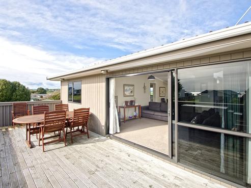 104 Pukehina Parade, Pukehina