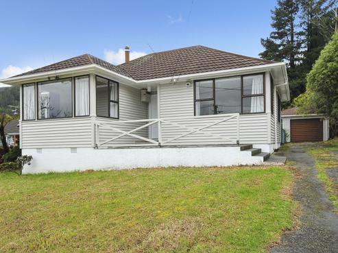2 Boyd Grove, Naenae