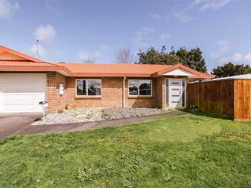 1/15 O'Sullivan Place, Waiuku