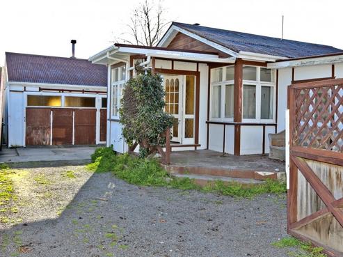 1013A Lane Street, Mahora