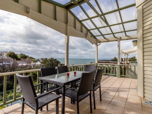 9 Lucy Road, Napier Hill