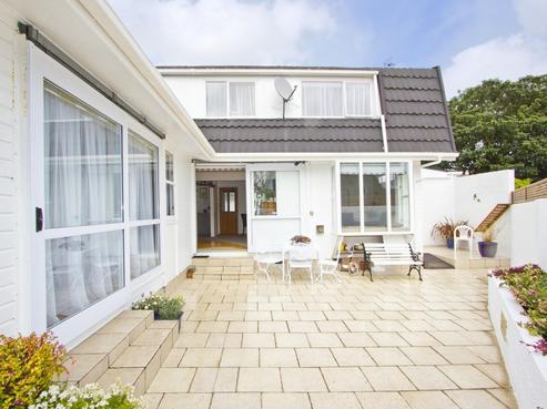 7 Rossiter Avenue, Waterloo