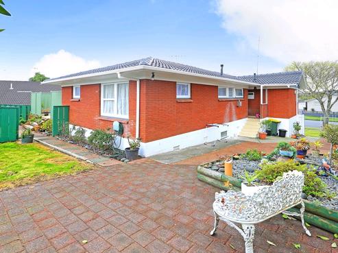 151 Elliot Street, Pahurehure