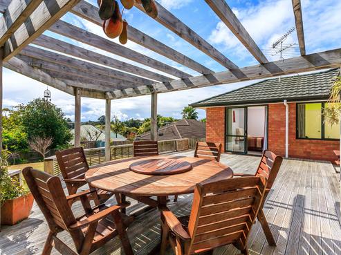 22 Alec Craig Way, Gulf Harbour