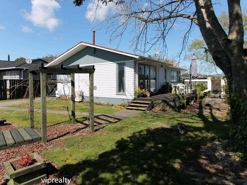 2 Byron Grove, Owhata