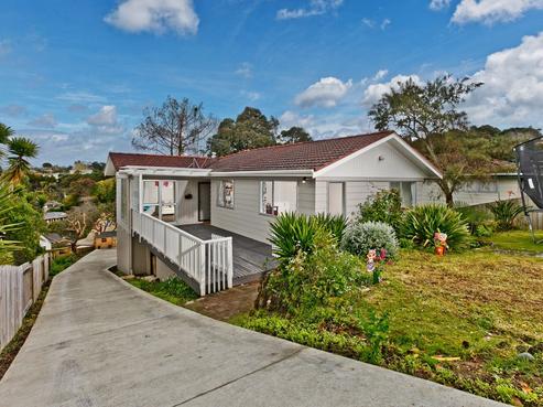 16 Finn Place, Totara Vale