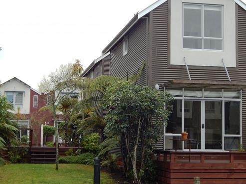 7/1420 Hamurana Road, Mourea