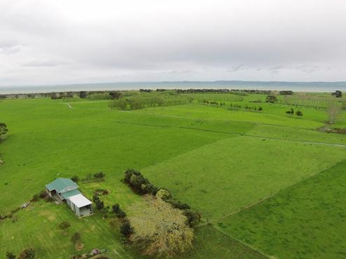 77 Gum Store Road, Tapora