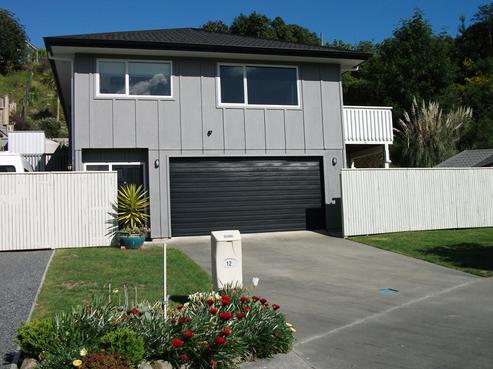 12 Jeannie Way, Waikanae Beach