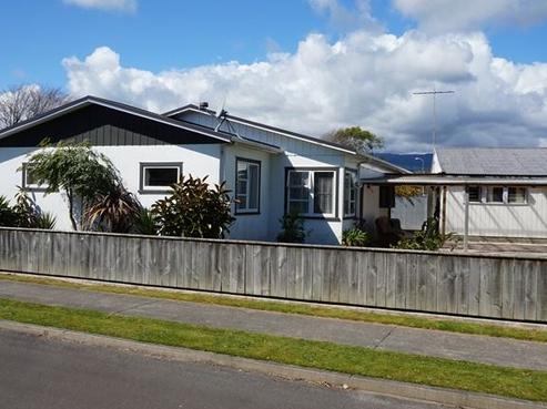 3 Jean Hing Place, Otaki