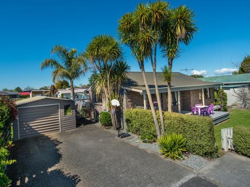 17B Dover Road, Saint Andrews