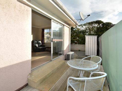 52B Surrey Street, Caversham