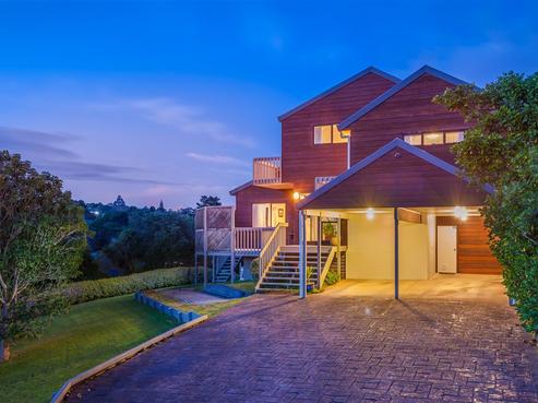 17 Strathnaver Crescent, Lynfield