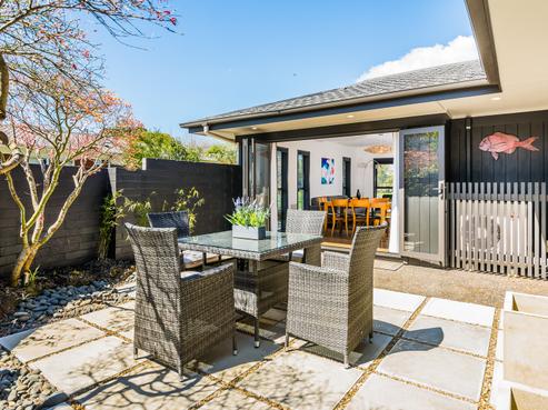 26A Seabreeze Road, Narrow Neck