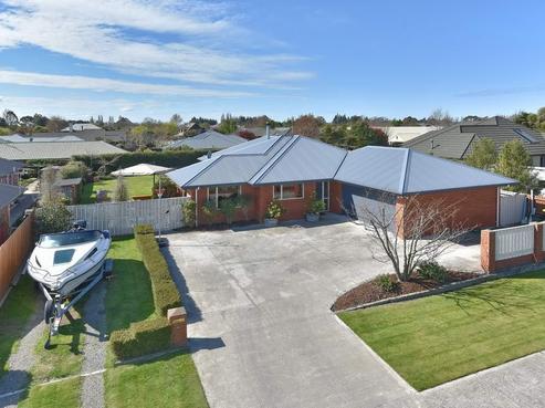 16 Welsford Street, Woodend