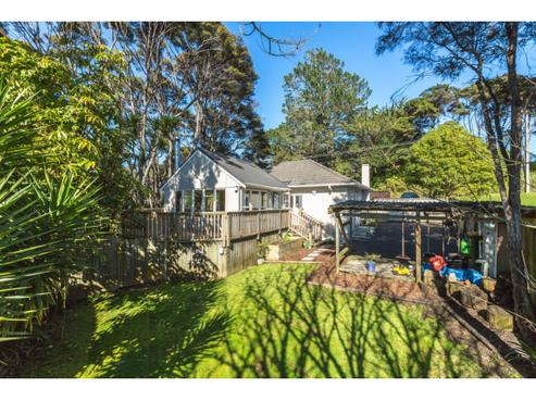 52 Birdwood Road, Swanson