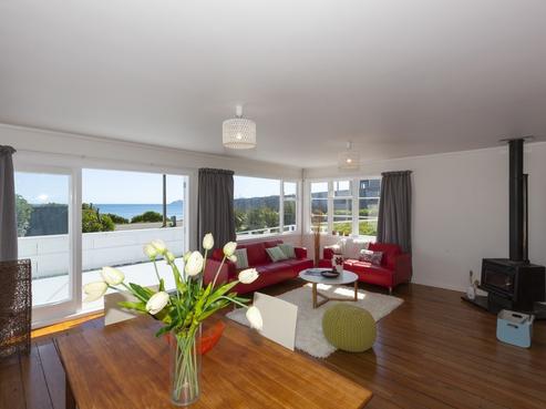 64A The Parade, Paekakariki