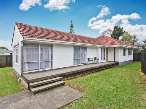 8 Frank Hewitt Street, Pukekohe