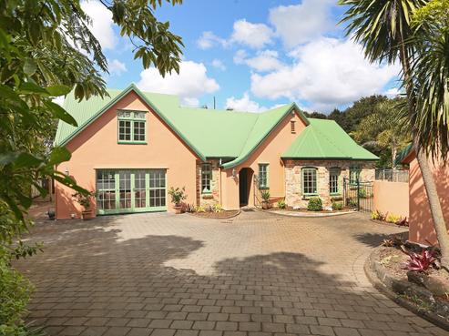 1026 Scenic Drive North, Swanson