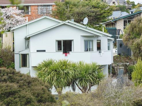 17A Tower Avenue, Waverley