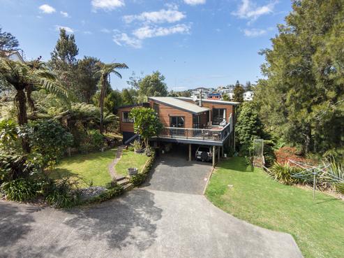 112 Chevron Crescent, Whangamata