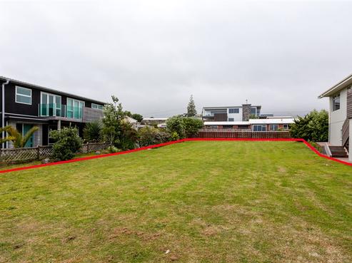 42 Messenger Terrace, Oakura